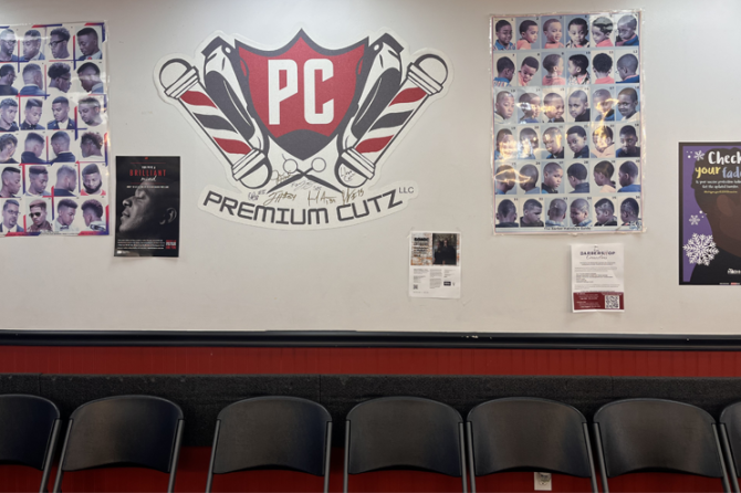 Premium Cutz LLC Indoor View